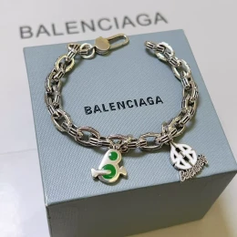 balenciaga bracelets s_12b0420